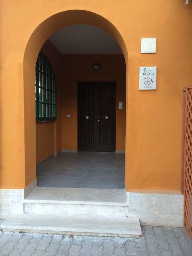 B&B La Veranda Di Gio Torrimpietra Εξωτερικό φωτογραφία