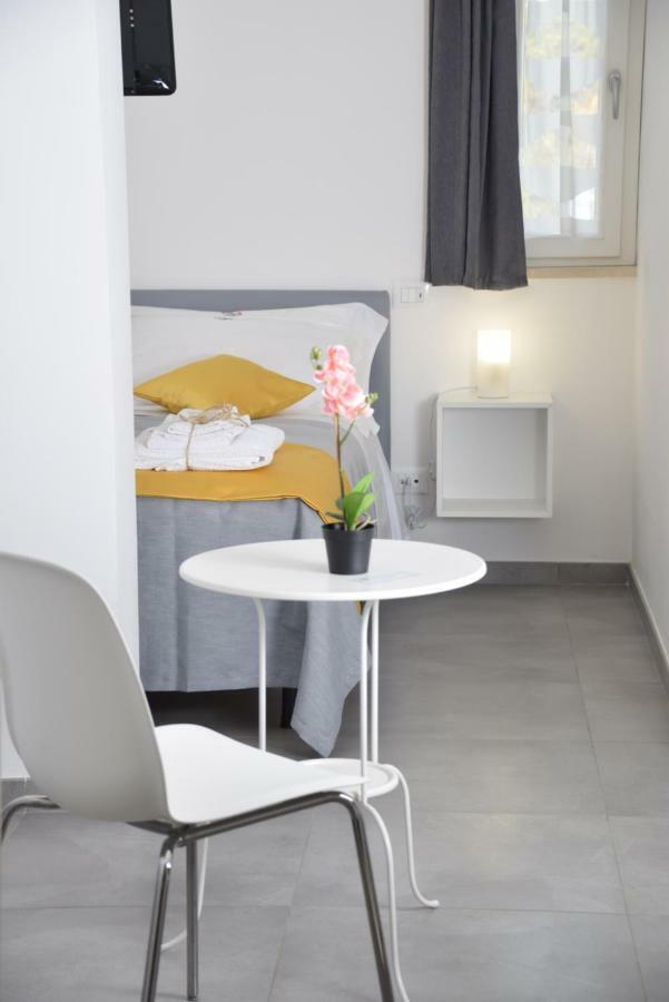 B&B La Veranda Di Gio Torrimpietra Εξωτερικό φωτογραφία